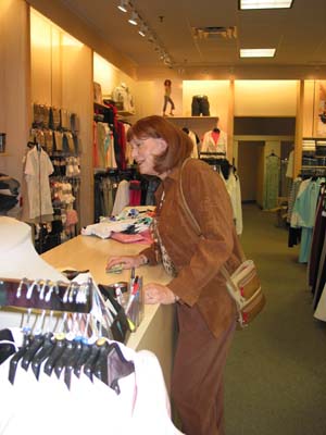 Rhaina Shopping In Tall Girl